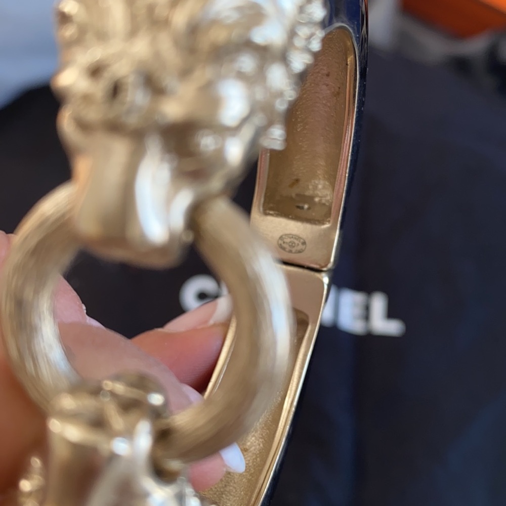 Chanel bangle - Picture 2 of 2